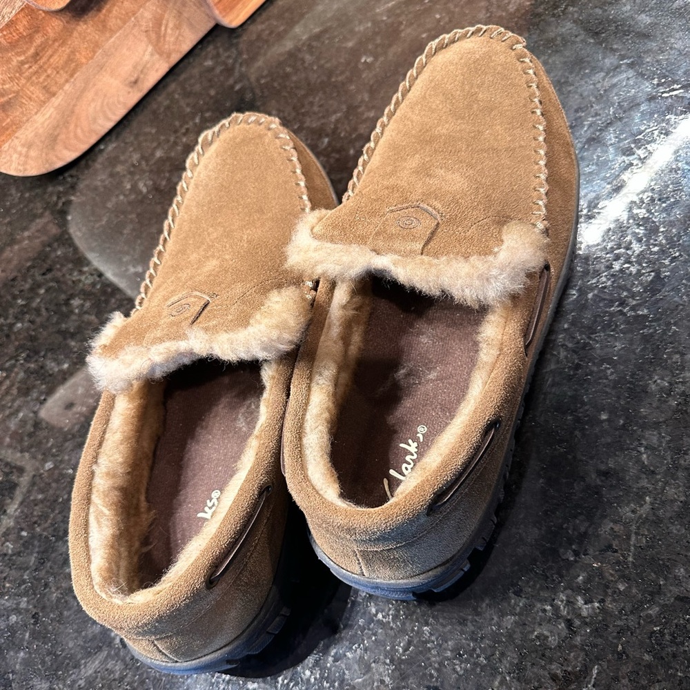 Men’s Clarks size 12